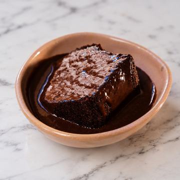 Bolo de Chocolate com Brigadeiro, prato do XEPA